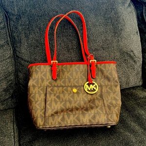 Michael Kors hand bag